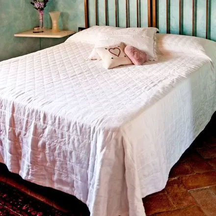 Rent this 2 bed house on 59015 Montespertoli FI
