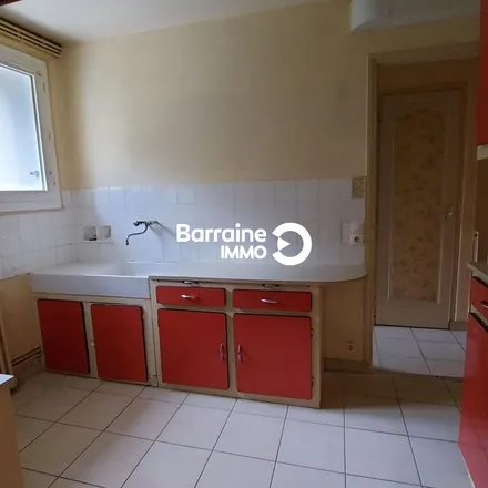 Image 2 - 1 Rampe Saint-Augustin, 29600 Morlaix, France - Apartment for rent