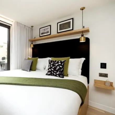 Rent this studio apartment on 8 King's Stables Road in City of Edinburgh, EH1 2JY