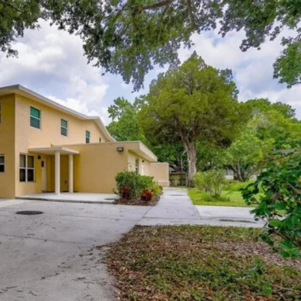 Image 2 - 6628 1st St N, Saint Petersburg, Florida, 33702 - House for sale