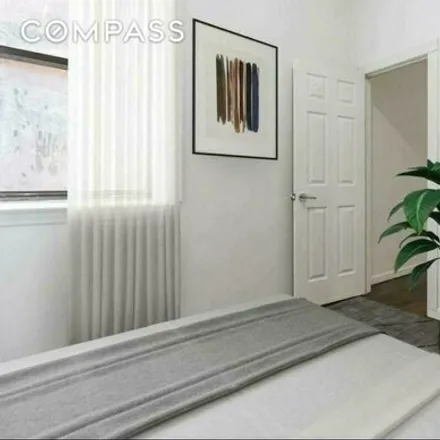 Image 4 - 185 Avenue C, New York, NY 10009, USA - House for rent