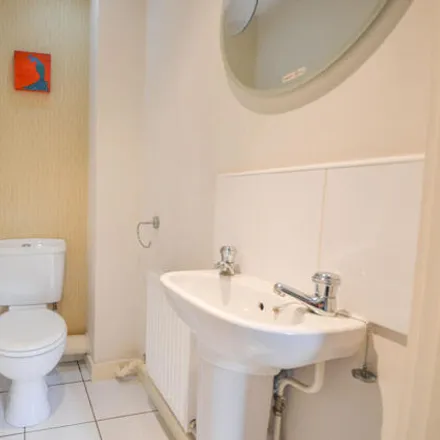 Image 7 - Valley View, Newcastle-under-Lyme, ST5 3FB, United Kingdom - House for rent