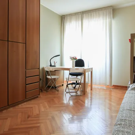 Image 4 - Via Enrico Stendhal, 20144 Milan MI, Italy - Room for rent