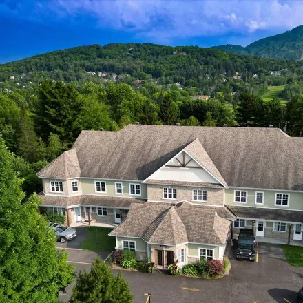 Rent this 3 bed condo on BROMONT in Bromont, QC J2L 3B2