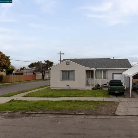 Buy this 2 bed house on 1101 20th Street in Richmond, CA 94875