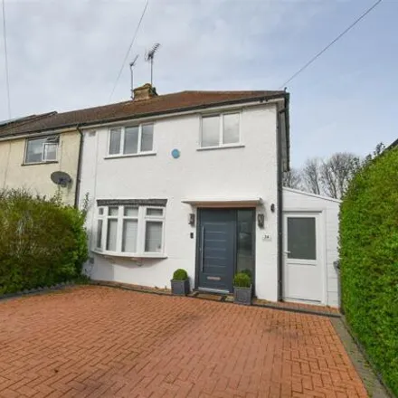 Buy this 3 bed house on Peters Avenue in London Colney, AL2 1NQ