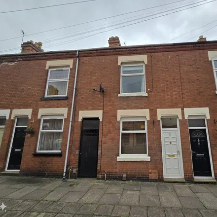 Rent this 2 bed townhouse on Leopold Road in Leicester, LE2 1YB