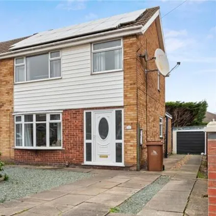Buy this 3 bed duplex on St Nicholas Drive in North East Lincolnshire, DN37 9RF