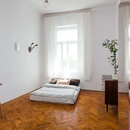 Rent this 3 bed room on Marii Konopnickiej in 31-051 Krakow, Poland