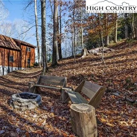 Image 6 - Grassy Gap Creek Road, Beech Mountain, NC, USA - House for sale