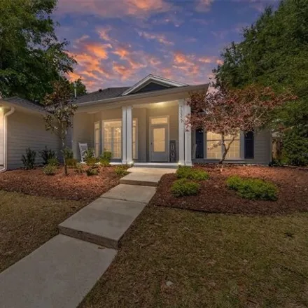 Buy this 4 bed house on 7322 White Oaks Road in Alachua, FL 32615