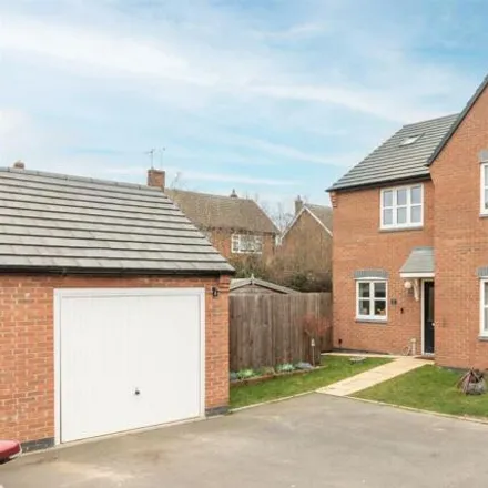 Buy this 6 bed house on Summer Drive in West Bridgford, NG2 7YJ