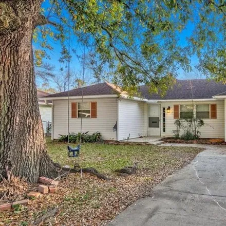 Buy this 3 bed house on 4639 Bellaire Avenue in Groves, TX 77619