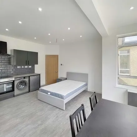 Rent this studio apartment on 11 Belle Vue Crescent in Wick, BH6 3BJ