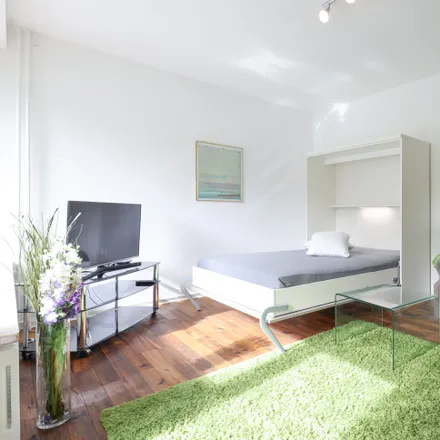 Rent this 1 bed apartment on Mommsenstraße 25 in 10629 Berlin, Germany