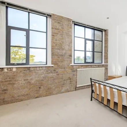 Image 4 - Saxon House, 56 Commercial Street, Spitalfields, London, E1 6RW, United Kingdom - Apartment for rent