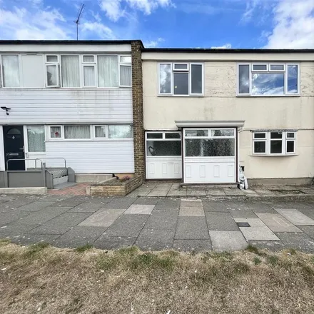 Rent this 3 bed house on Northbrooks in Harlow, CM19 4DN