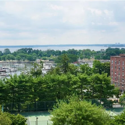 Image 6 - 701 Pelham Road, Rosedale, City of New Rochelle, NY 10805, USA - Condo for sale