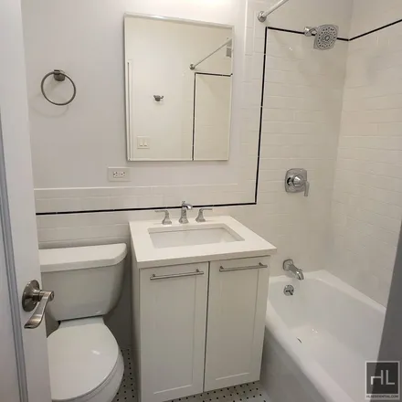 Rent this 2 bed apartment on Queens Center for Progress in Grand Central Parkway, New York