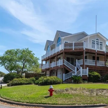 Buy this 3 bed house on 3207 Bay Drive in Kill Devil Hills, NC 27948