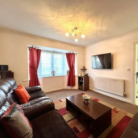 Image 5 - 56 Milburn Drive, Hunsbury Grange, NN5 4UH, United Kingdom - House for sale