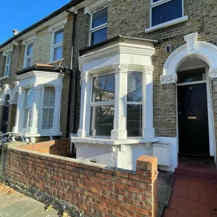 Rent this 3 bed townhouse on 38 Furley Road in London, SE15 1UG