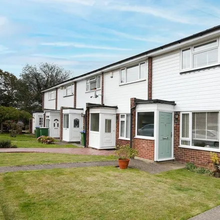 Rent this 2 bed house on 17 in 19 Bursdon Close, Halfway Street