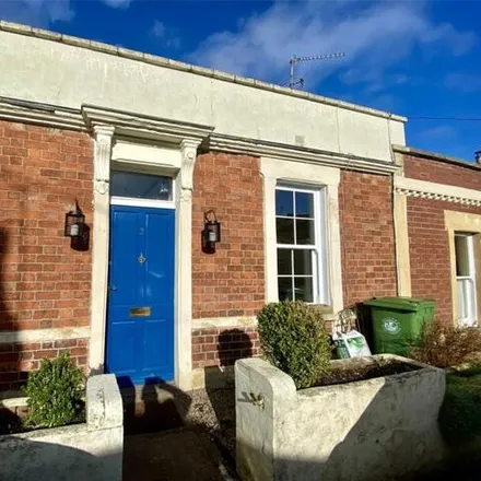 Rent this 2 bed townhouse on 3 Evans Road in Bristol, BS6 6TQ