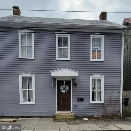 Buy this 7 bed house on 58 Breckenridge Street in Gettysburg, PA 17325