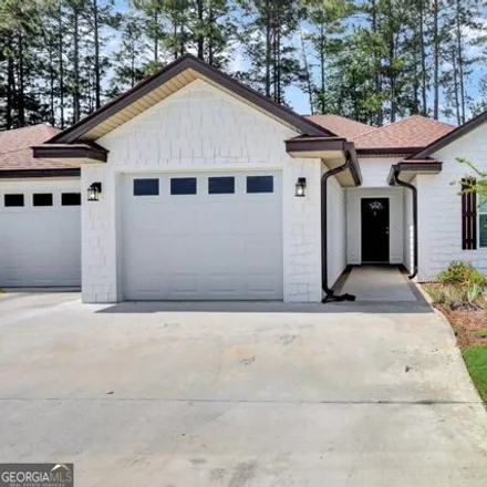 Buy this 2 bed house on 171 Hannah Drive in Jesup, GA 31546