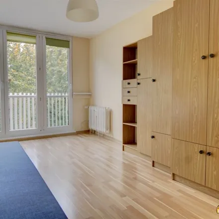 Rent this 3 bed apartment on Stefana Czarnieckiego 50 in 53-651 Wrocław, Poland