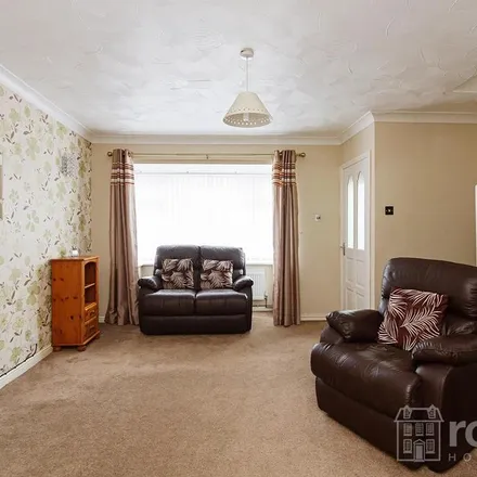 Image 7 - Clews Walk, Newcastle-under-Lyme, ST5 8RG, United Kingdom - House for rent