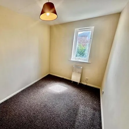 Image 6 - Chantress Close, London, RM10 9YW, United Kingdom - Apartment for rent
