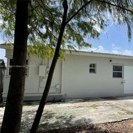 Image 3 - 201 Northeast 48th Street, Brentwood Estates, Broward County, FL 33334, USA - House for sale