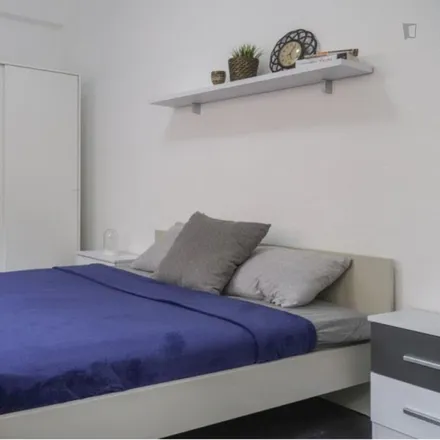 Rent this 7 bed room on Calle Federico Gutiérrez in 4, 28027 Madrid