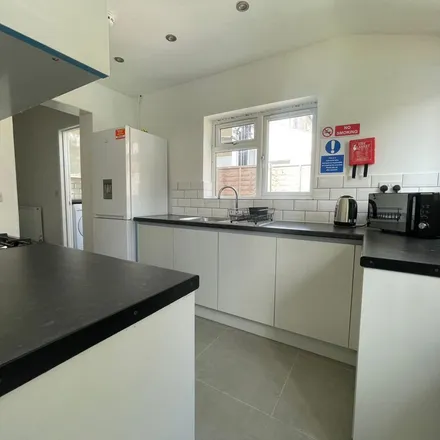 Rent this 1 bed apartment on Hulse Avenue in London, IG11 9UW