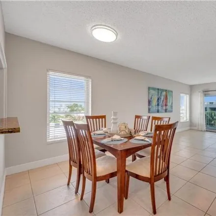 Image 8 - Allenwood Drive, Lauderdale-by-the-Sea, Broward County, FL 33308, USA - Condo for sale