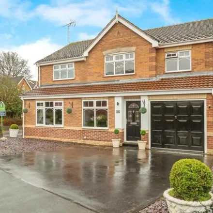 Buy this 6 bed house on Acer Croft in Armthorpe, DN3 3UF
