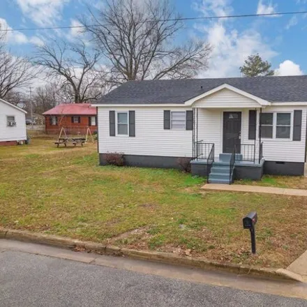 Buy this 2 bed house on 966 Cummings Avenue in Brownsville, TN 38012