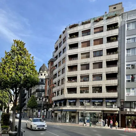 Image 5 - Calle Melquíades Álvarez / Cai Melquíades Álvarez, 21, 33003 Oviedo, Spain - Apartment for rent