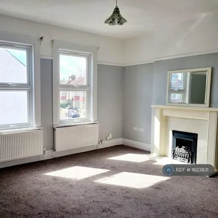 Rent this 3 bed room on Bridport Road in London, CR7 7QZ