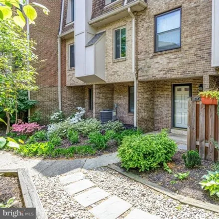 Buy this 2 bed condo on 1710 Dogwood Drive in Alexandria, VA 22302