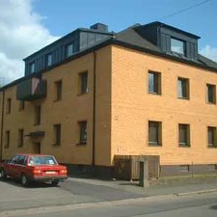 Rent this 4 bed apartment on Botvidsgatan 22 in 521 47 Falköping, Sweden