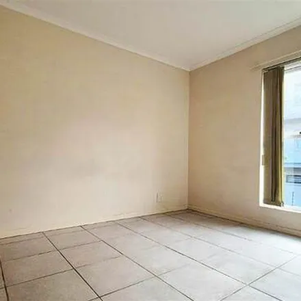Image 1 - Barnstaple Road, Cape Town Ward 63, Cape Town, 7800, South Africa - Apartment for rent