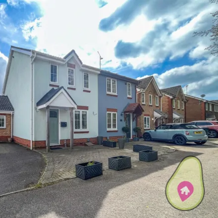 Buy this 3 bed duplex on 43-48 Tamar Close in Stevenage, SG1 6AS