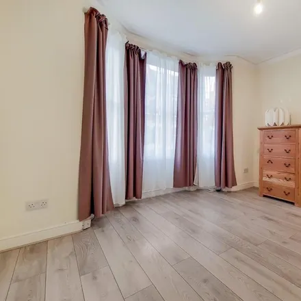 Rent this 2 bed apartment on 195a-195h Munster Road in London, SW6 6AY