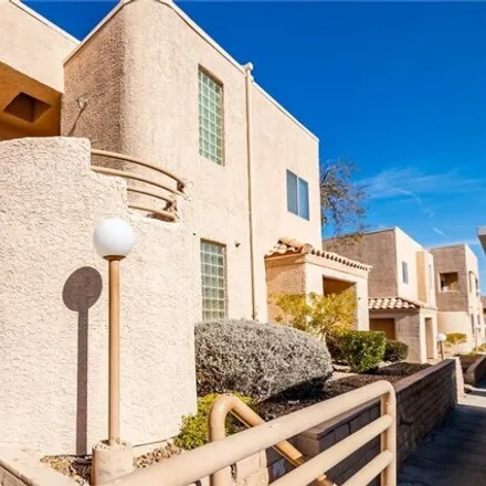 Buy this 2 bed condo on 2194 Highpointe Drive in Laughlin, NV 89029