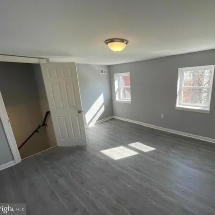 Rent this 3 bed house on 1212 North Randolph Street in Philadelphia, PA 19122