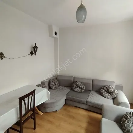 Rent this 3 bed apartment on Bybeyaz Döner in Adalet Sokağı, 34030 Bayrampaşa