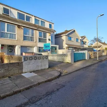 Image 5 - West End Avenue, Porthcawl, CF36 3NG, United Kingdom - Townhouse for sale